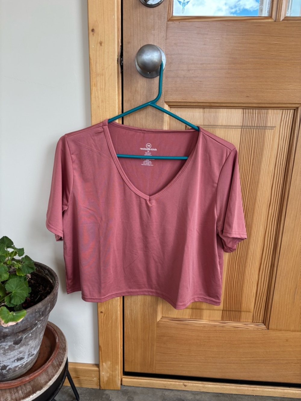 Athletic V-neck Crop M